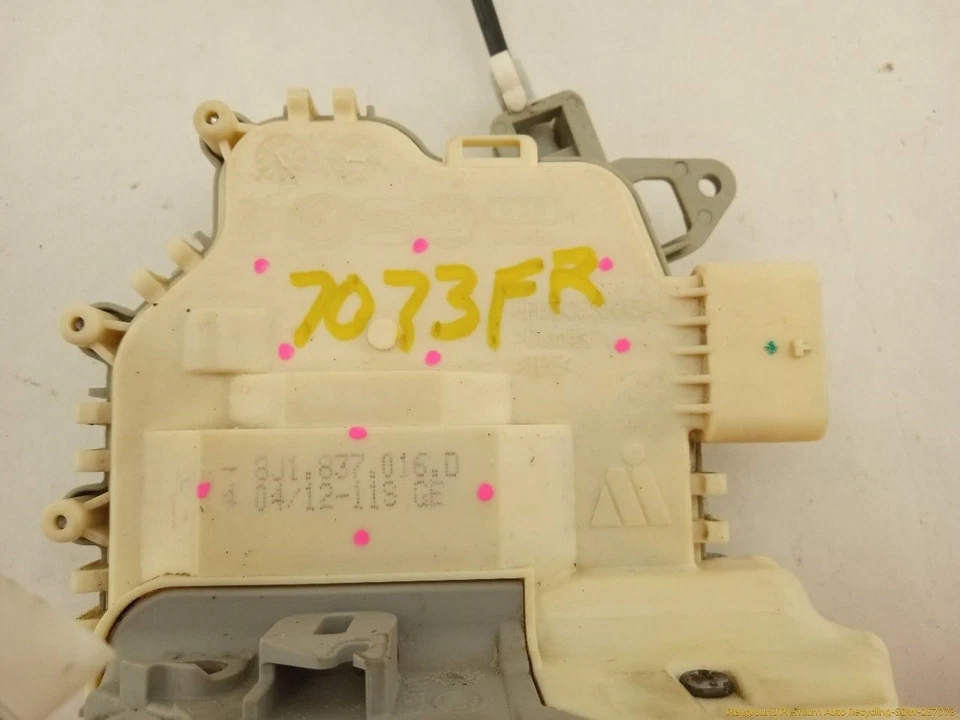 Actuador de cierre de cerradura de puerta delantera derecha pasajero Audi A5 8T Coupe compatible con 2010-2017 Foto 4 de 4