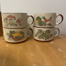 Vintage vegetable print Retro Soup Bowls Collectable Soup Mugs - 1970s - x 4