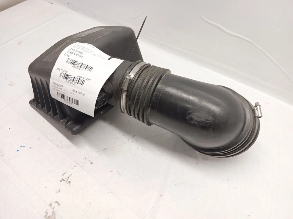 Air Cleaner E46 3.2L Fits 01-06 BMW M3 Top Portion 13717831274 - Image 3 of 4