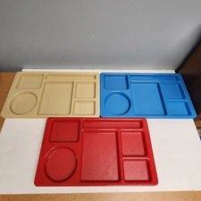 6 Cafeteria School Picnic Camping Food Tray  Divided 6-Compartment Cambro 915CW