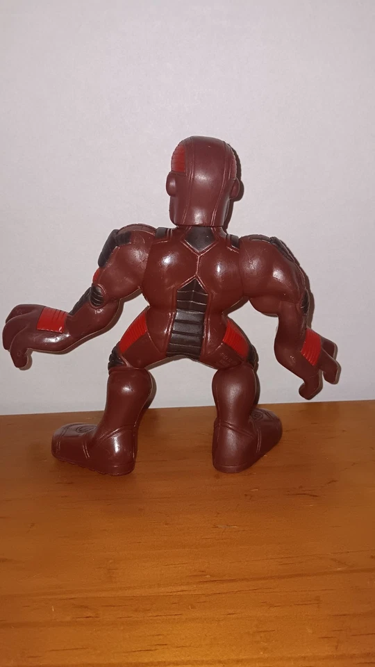 Impresionante figura de acción Marvel Super Hero Squad Giant Man  Foto 3 de 4