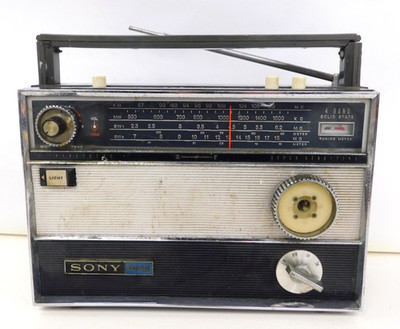 Sony TFM-1000WB Transistor Radio 4 Band Super Sensitive Solid State - Untested