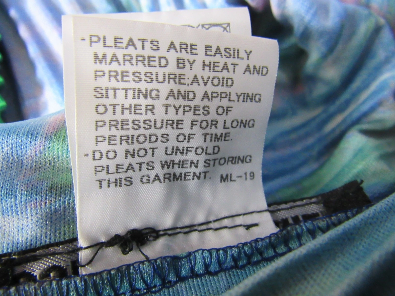 NWOT Issey Miyake Men Collection Psychedelic Zip Up Pleated Jacket 1/S - product detail image 6