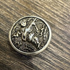 Edwardian Picture Button Musician / Lute Collectible Metal Relief Story Scene