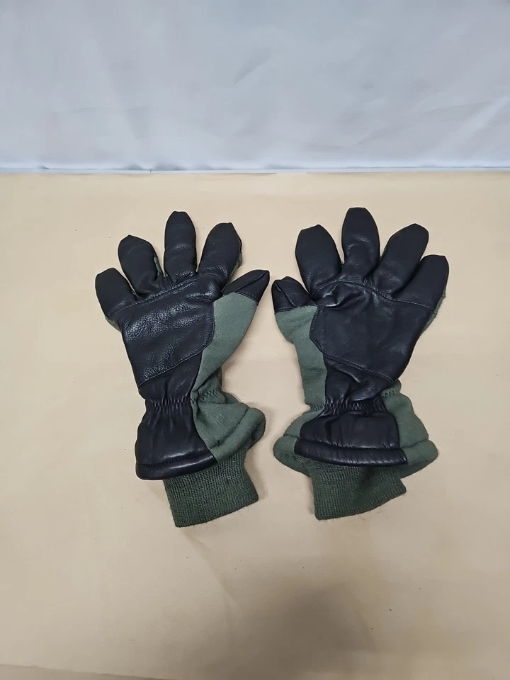 全新 美国军队 Intermediate 冷飞行手套 尺寸 7 军绿色 黑色 — 第 4/4 张图片