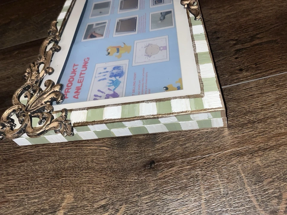 Marco de obras de arte para niños y marco de ahorro inspirado en Mackenzie Childs Foto 3 de 4