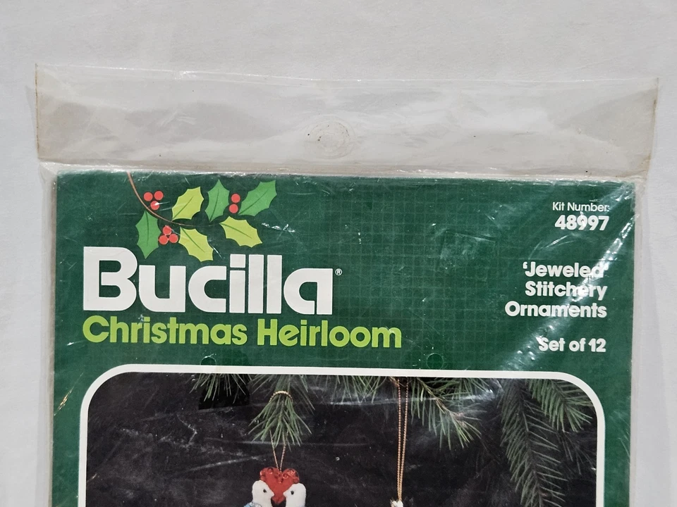 Kit de adornos de fieltro con joyas vintage Bucilla “12 días de Navidad” - #48997 Foto 2 de 4