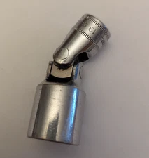 Snap-on Tools USA 3/8" Drive 19mm Metric DEEP 6 Point Swivel Socket SFSUM19