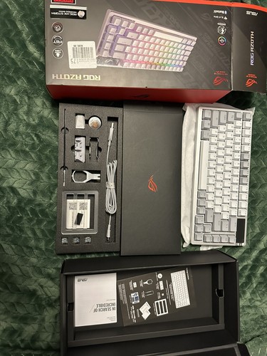 Asus ROG Azoth mechanical keyboard - Picture 8 of 8
