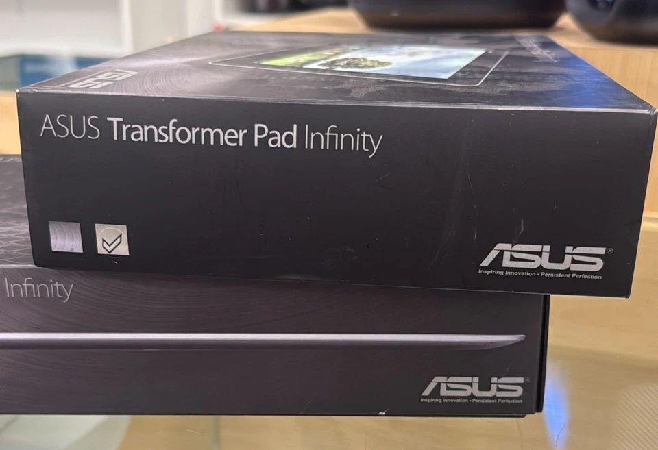 ASUS Transformer Pad Infinity (TF700T - C1 - CG 64GB Gold - Image 4 of 4