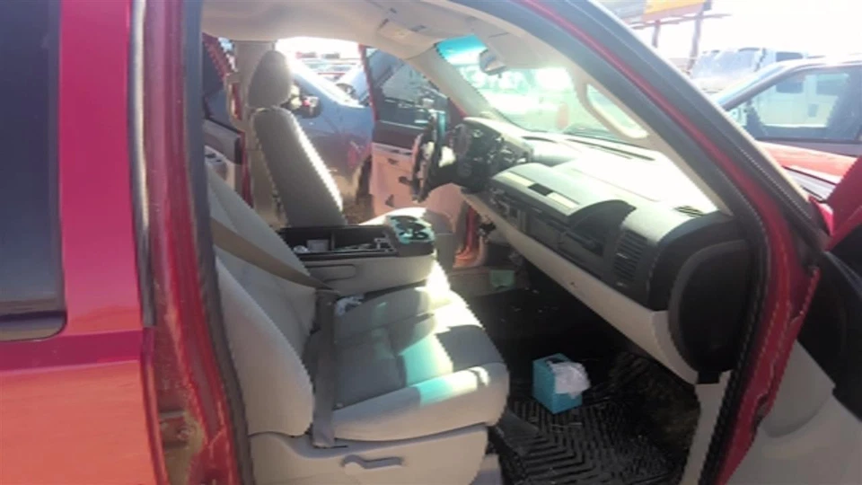 Manija de puerta exterior trasera izquierda usada se adapta a: Chevrolet Silverado 1500 2009 camioneta d Foto 3 de 4