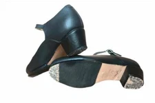 Beautiful Mexican folklorico shoes / Zapato de folclor mexicano