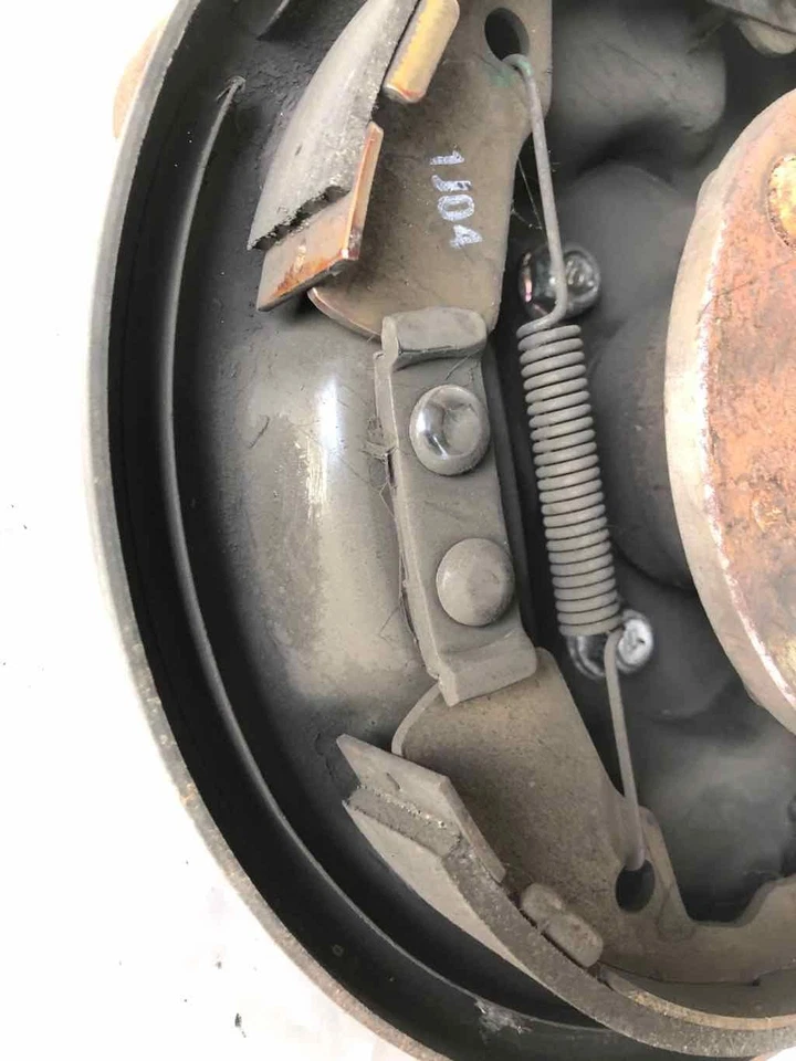 Ford Escort 2002 placa de respaldo de freno trasero con protector antipolvo izquierdo LH 2,0 L ZX2 cupé Foto 4 de 4