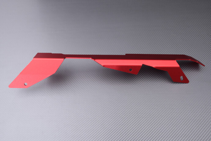 Protection chaîne Honda X-ADV 750 rouge pour vos road-trips et trajets urbains quotidiens