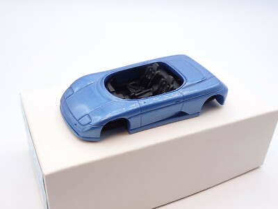 Alezan 173AZN De Tomaso Guara Barchetta 2001 - Model Railways