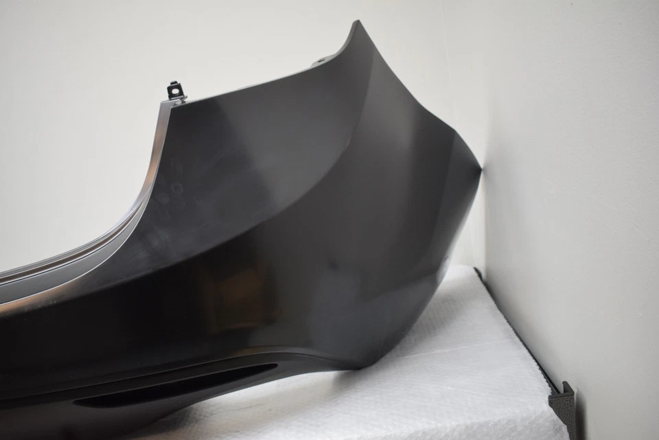 2014 HYUNDAI ELANTRA REAR BUMPER FACTORY OEM - Imagem 3 de 4