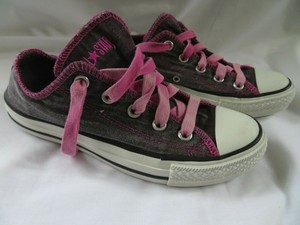 Converse Chuck Taylor All Star Bajo Top-Rosa y Negro se desvaneció UK 4  para Mujer | eBay