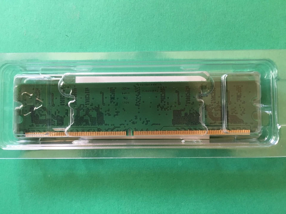 CT6464AA667 512MB 240P DIMM 64Mx64 DDR2PC2  5300 unbuff  Crucial / Micron - Image 2 of 2