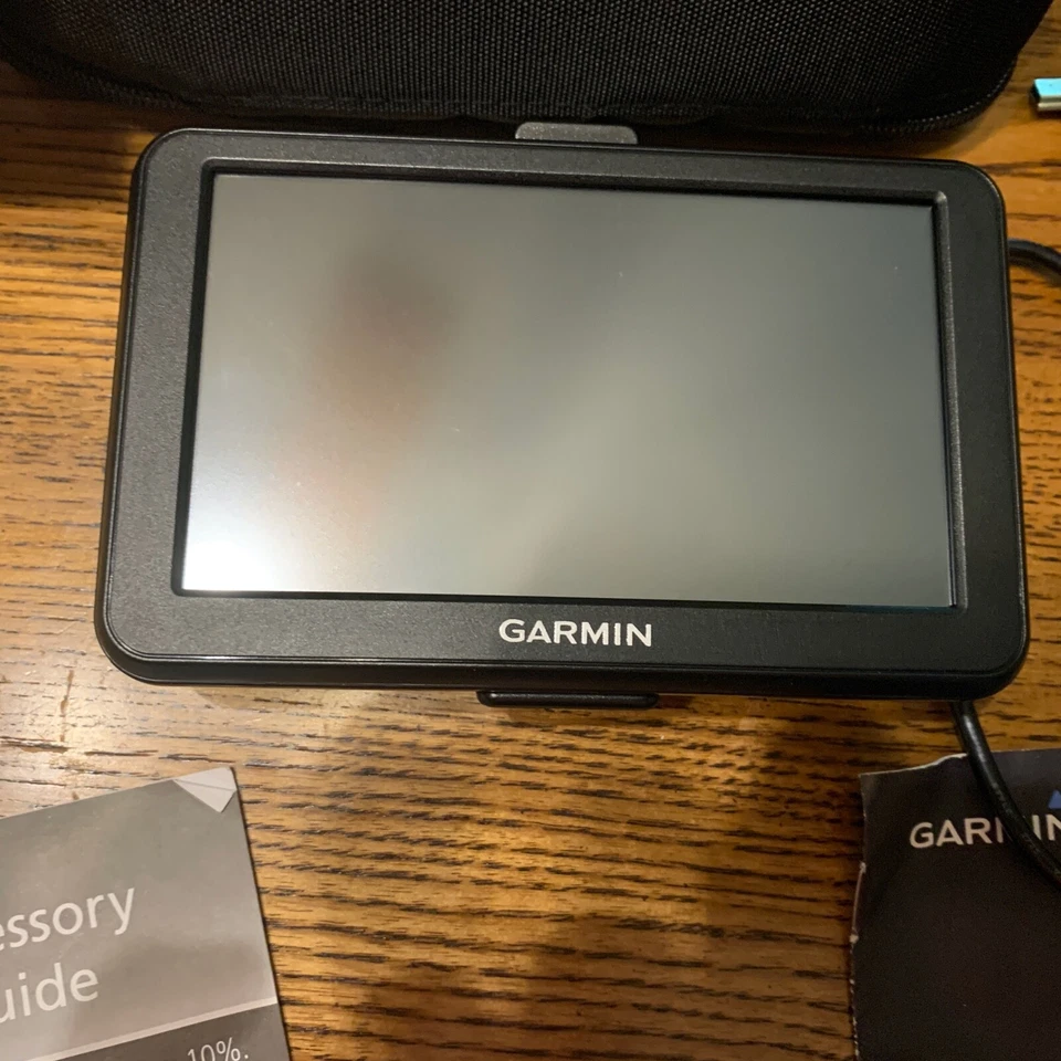 Garmin Nuvi 30/40/50 GPS System With Factory Manual & Storage Zipper Pouch FREE! - Image 3 of 4