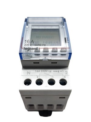 Zeitprogrammierer für DIN-Schiene Legrand AlphaRex D22 412641