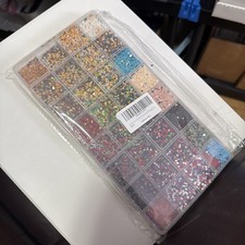 32000 Pieces Diamond Art Painting Beads Kit with Storage