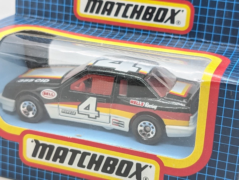 Matchbox Superfast MB10 Buick Le Sabre In '335 CID' Racing Livery - MIB SEALED - Image 3 of 4