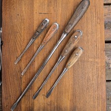 Antique Perfect Handle Screwdrivers Lot