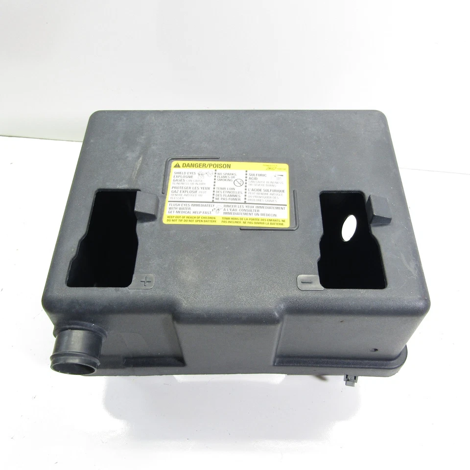Cubierta superior de caja de batería Chevy Colorado 2004-2012 con Hummer inferior H3 GMC Canyon Foto 3 de 4