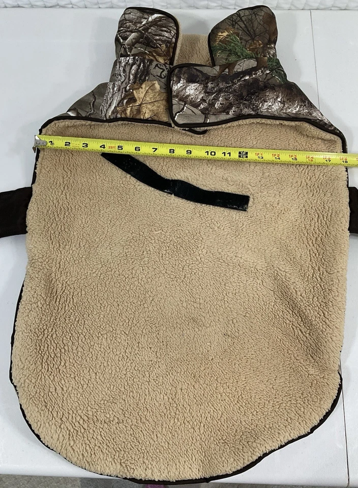 Realtree Camo Dog Coat Jacket Medium Quilted Fleece Line Pet Apparel - Image 3 of 4