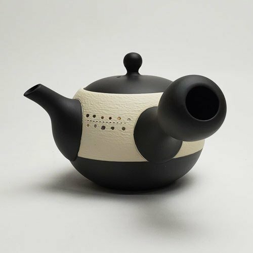 Kyusu Teekanne Kokudei Shiro Nota Dots 180ml (klein) by Shôhô, Tokoname