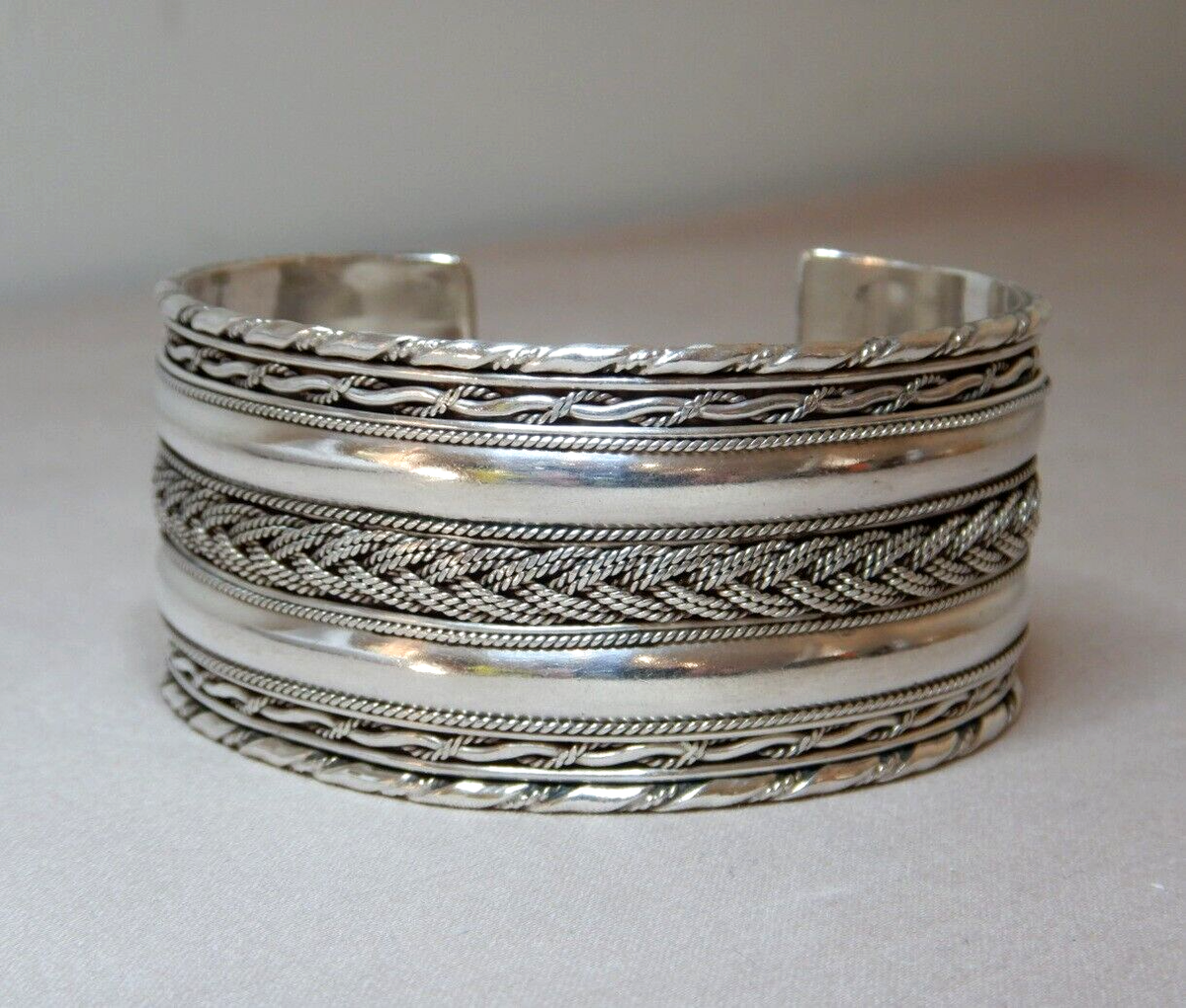 アクセサリー Vintage Silver Wide Wave Caff Bangle 925 VINTAGE STERLING SILVER WAVE CUFF - Reciety