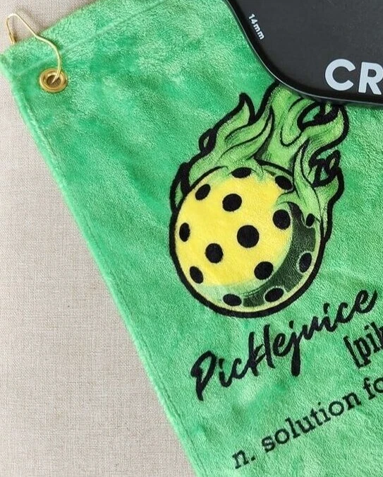 Pickleball Microfiber Cloth with Bag Clip Pickleball Microfiber Cloth with Bag Clip