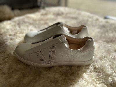 Vionic Mott Brody White Mule Slip On Sneaker Size 9 $_12.JPG?set_id=880000500F main image 3
