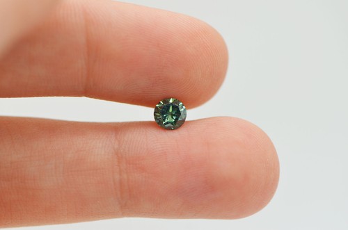 Loose Round Cut Diamond Fancy Green Color Real 0.59 Carat Enhanced VS2 Certified - Picture 4 of 11
