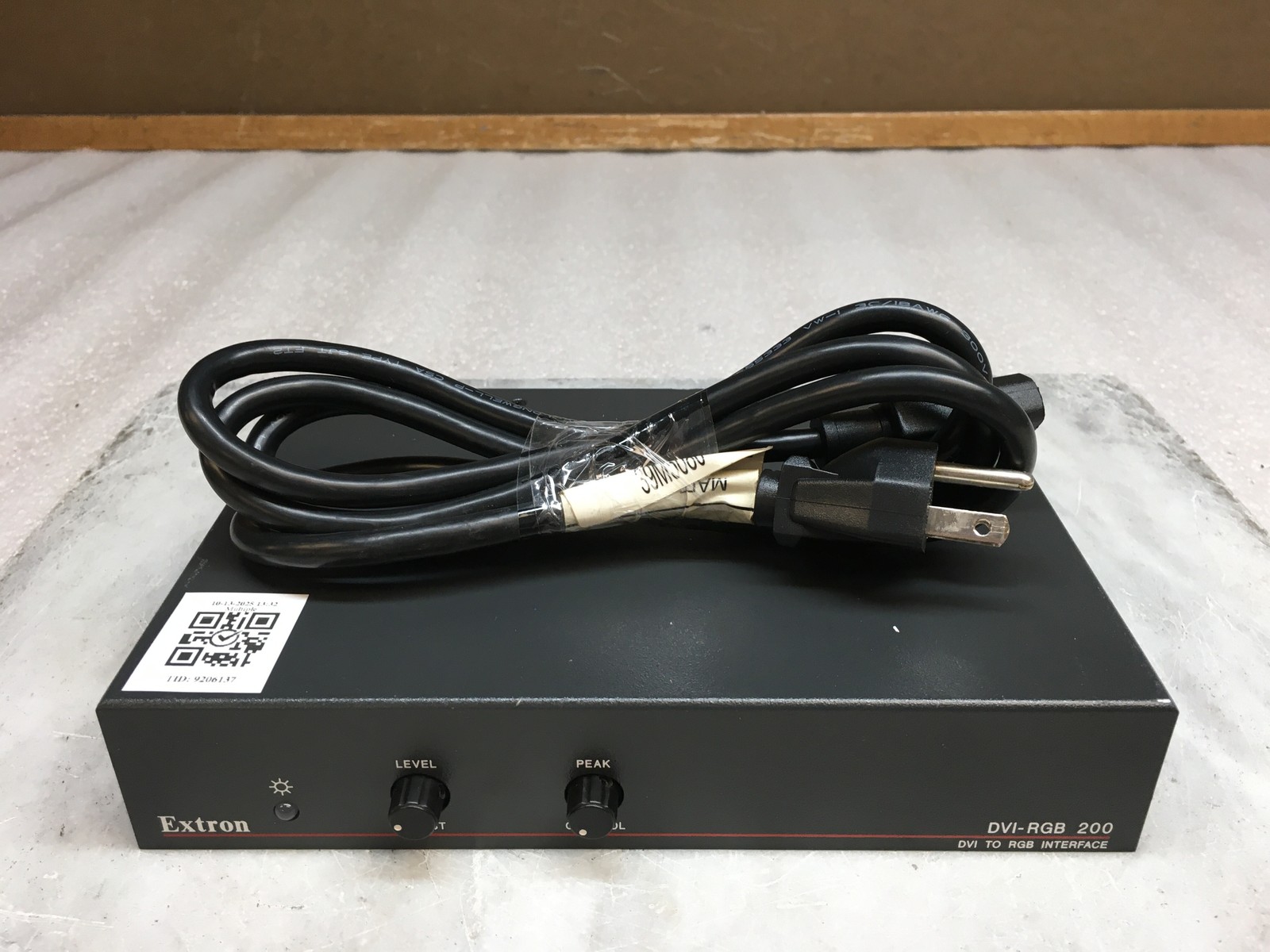 Extron DVI-RGB 200 DVI to RGB Interface w/ Power Cable Included