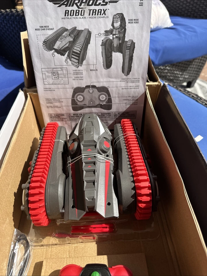 AirHogs Robo Trax RC Battle Bot All-Terrain Transforming Tank 2017 w/ Box TESTED - Image 4 of 4