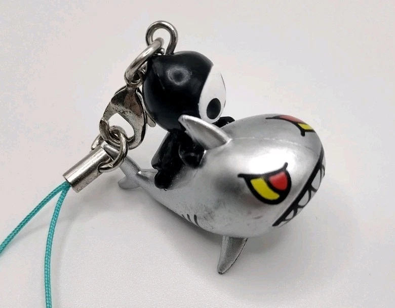 Adios with Sharky - Tokidoki -Sea Punk Frenzies - Mini Charms - Image 4 of 4