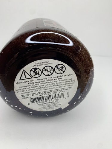 Yankee Candle Large Jar Candle 110-150 hrs 22 oz CHOCOLATE LAYER CAKE Food/Spice - Picture 7 of 8