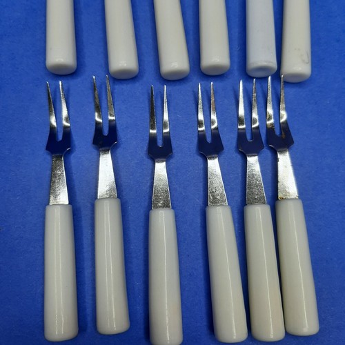Charcuterie Forks Knives Set 12 White Handles Hors D’Oeuvre Wedding Tea Buffet - Picture 3 of 10