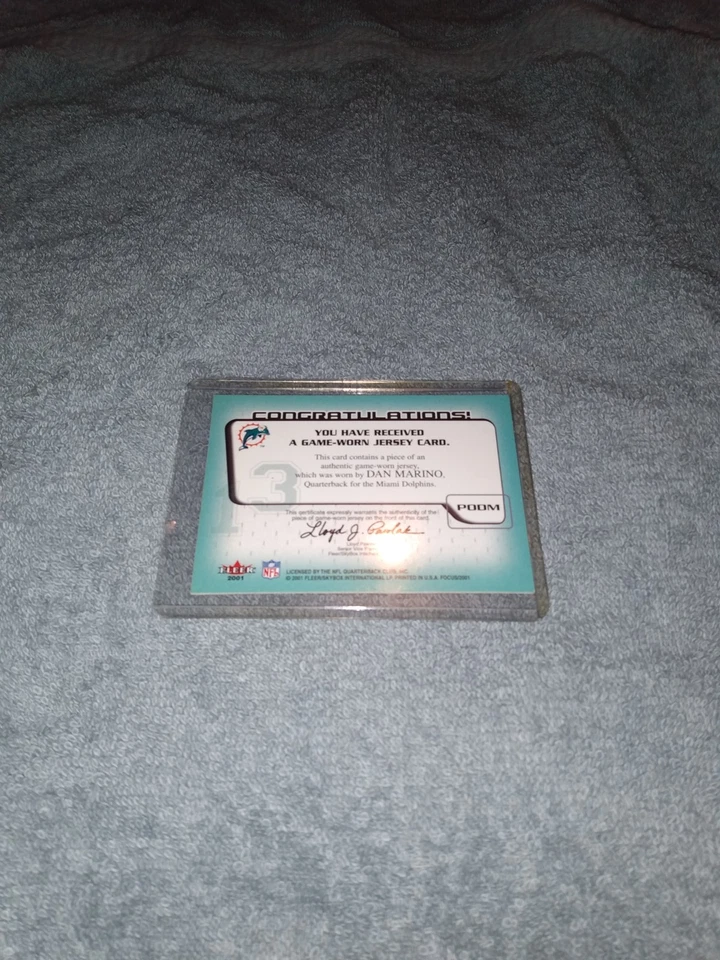 2001 FLEER FOCUS PROPERTY MIAMI DOLPHINS DAN MARINO AUTHENTIC GAME WORN JERSEY - Image 2 of 2