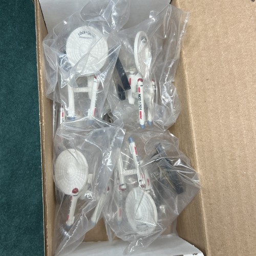 LOT OF 8 U.S.S. STAR TREK ENTERPRISE NCC-1701 HAMILTON GIFTS MINI MODELS 1992