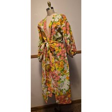 Vintage 70's Floral Robe size M/L
