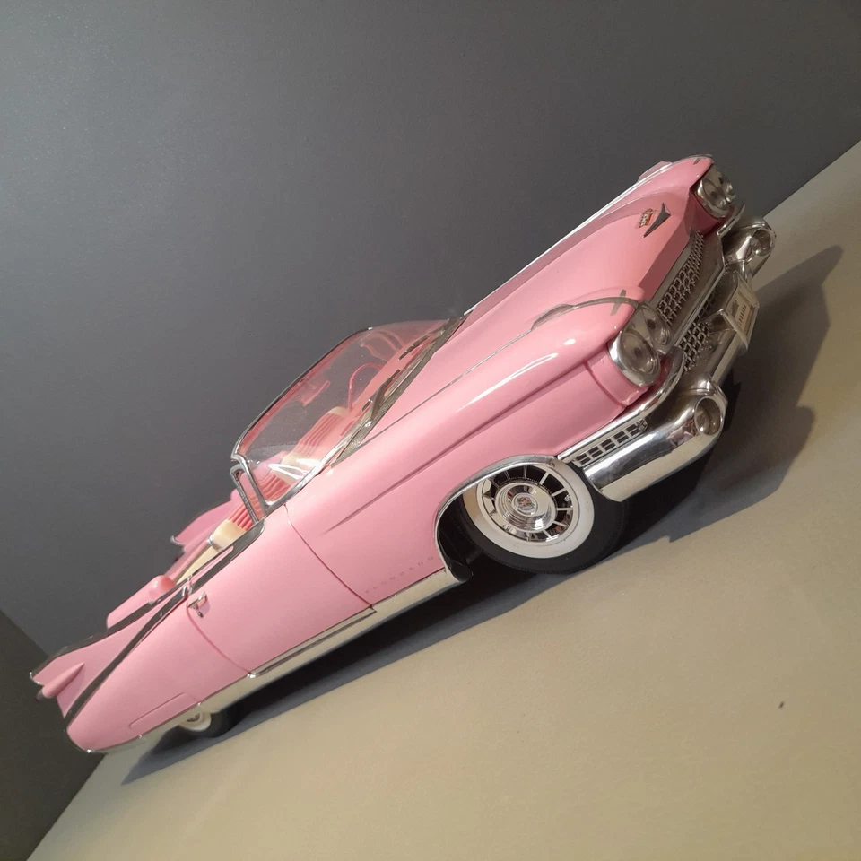 BIG CADILLAC ELDORADO BIARRITZ 1959 Pink 1:12 Maisto Diecast Metal Spares Repair - Image 4 of 4