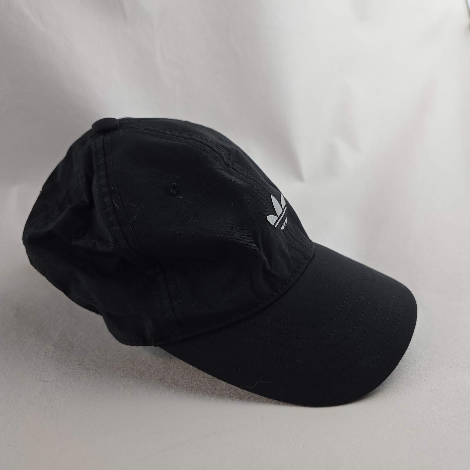 Adidas Hat Mens Relaxed Strap Back Black Reflective Running Lightweight Trefoil thumbnail 2