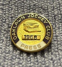 OAKLAWN JOCKEY CLUB PRESS PIN - NEAR MINT  - ...