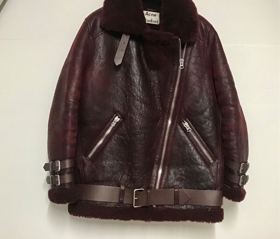 Wholesale Eco-friendly Light Sheepskin Fur Garment Material Custom