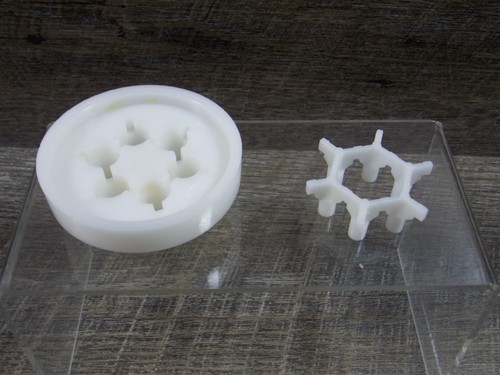CTC Pasta Express Model X2000 Replacement Disc: 2-Piece Small Macaroni Die - Picture 4 of 10