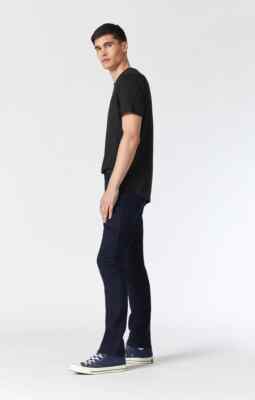 Mavi BNWT Sz 34 x 32 men's athletic denim ''Marcus'' ink blue Slim straight leg