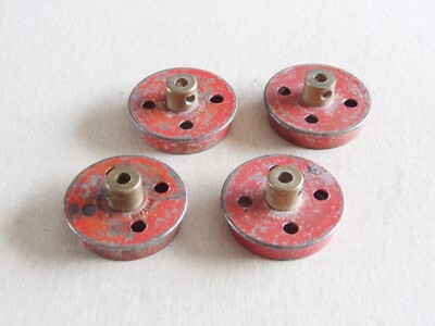 4 Meccano 1 1/8 Zoll Flanschräder Teil 20 rot dreifach ''Meccano'' Stempel