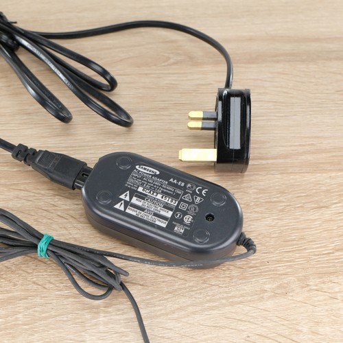 Cargador de batería adaptador de corriente alterna Samsung AA-E8 para videocámaras probado y funcionando - Imagen 3 de 5